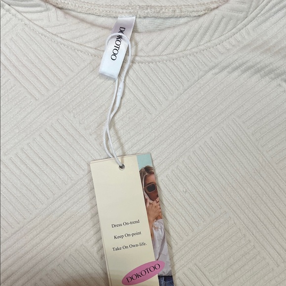 Cream Textured Short Sleeve Top - Picture 4 of 4